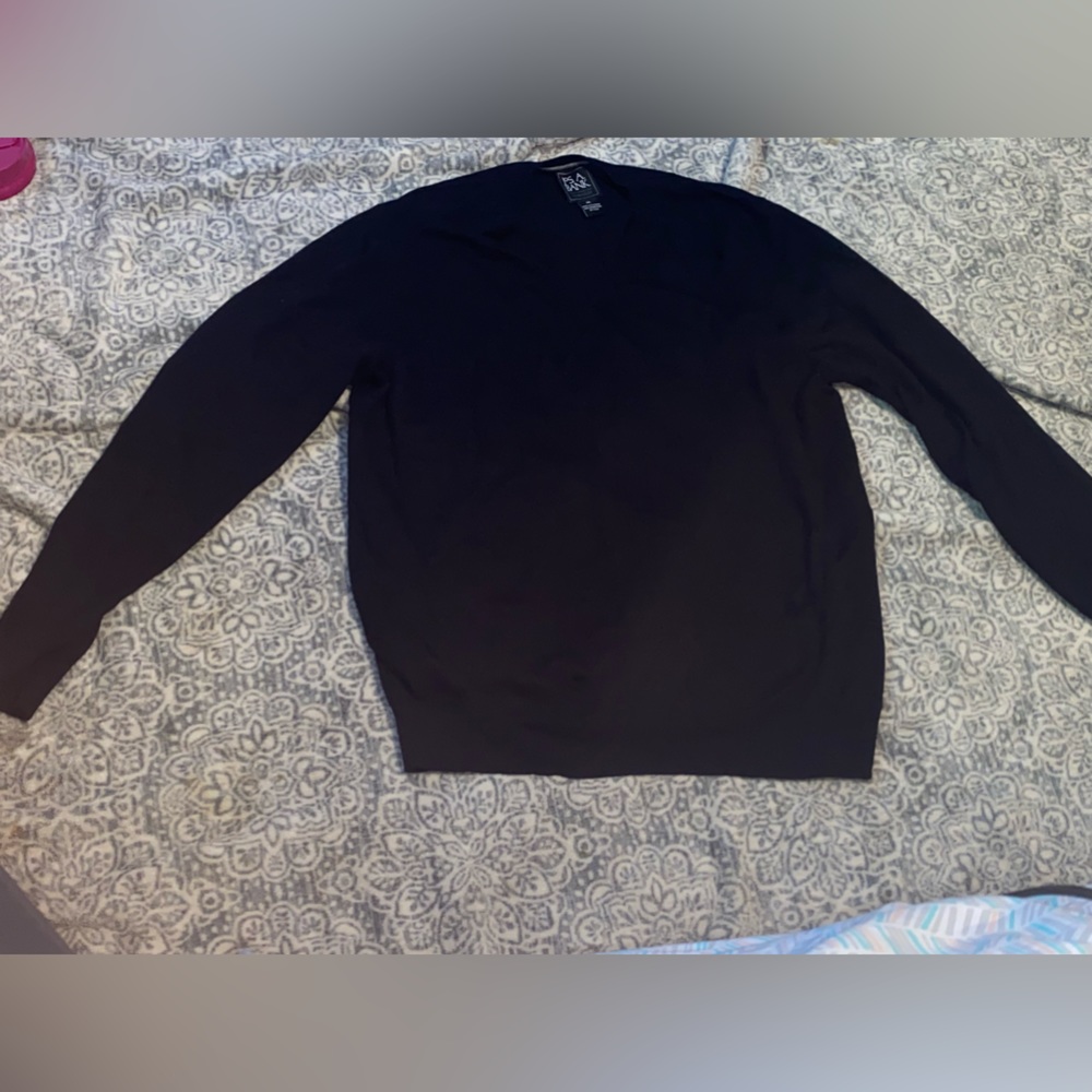 Jos A Bank Traveler Collection Sweater V-Neck